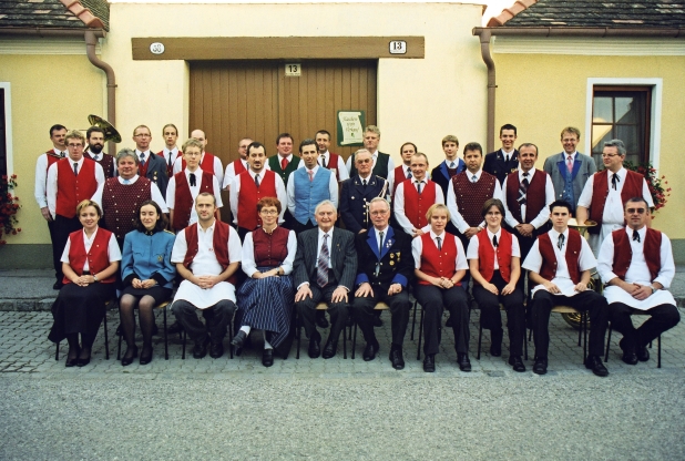 Bez.Kpm. Horst Arnhold